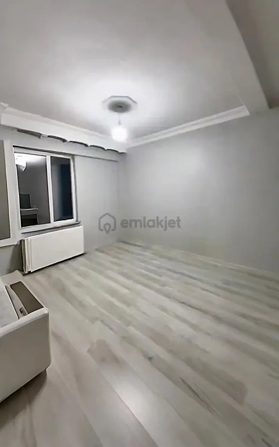 Esenyurtta Bahçeli Bahçe Katı Fırsat Daire*** 1