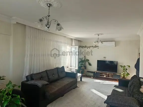 Gazikent Satılık 3+1 Daire !!! 2