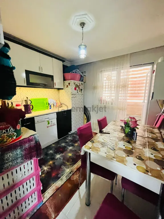 Mutlu'da Millet Bahçesi Yakını Asansörlü 3+1 Satılık Daire !!! 2