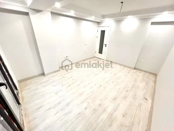 Seba'dan Kemalpaşa Mh 2+1 90m2 Sıfır Asansörlü Metrobüse Yakın D 2