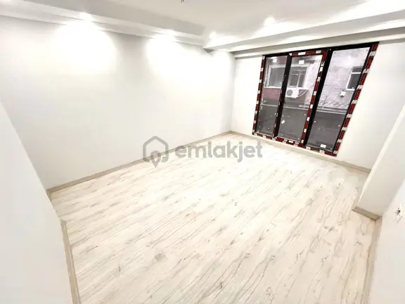 Seba'dan Kemalpaşa Mh 2+1 90m2 Sıfır Asansörlü Metrobüse Yakın D 1