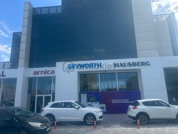 Lefkoşa Bakanlıklar Bölgesi Kiralık Yeni 220 M2 Ve 148 M2 Den Ticariizinli Ofisler. 1
