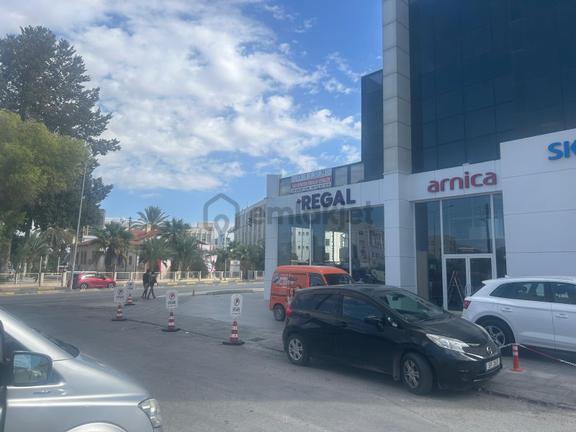 Lefkoşa Bakanlıklar Bölgesi Kiralık Yeni 220 M2 Ve 148 M2 Den Ticariizinli Ofisler. 2