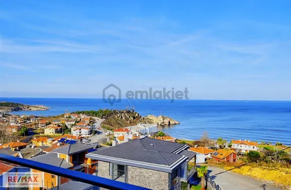 Sadece Mükemmel!!! Şile'de Deniz Manzaralı 10+3 Satılık Villa 2