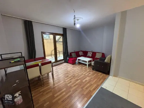 F-l Emlaktan Esatpaşa Da Toplu Taşıma Araçları Güzergahinda Eşyalı 2+1 1