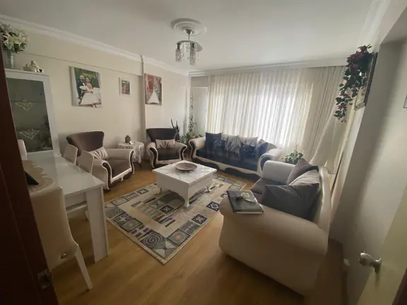Acill Karabağlar Yeşilyurt Polat Cad.si Üzerinde 3+1 110m2 Dgazlı Arakat Satılık Daire 1