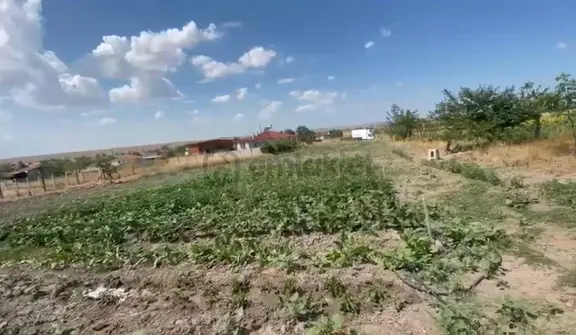 İmarlı Arsa Saray Bahçederede Satılık 2.471 Mt2 Arsa 2