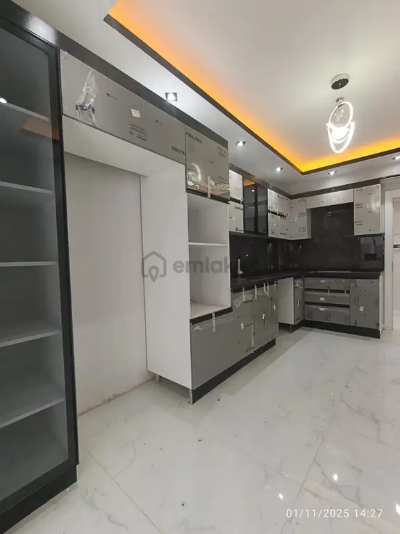 Çamlıca Mahallesinde 3+1 Ultra Lüks Satılık Daire 1