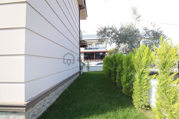 Mahmut İşler'den Denize 150 Metre Tam Müstakil 3+1 Lüks Vill 2