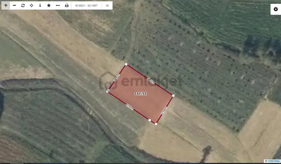 Kocaeli Kandıra Kırkarmut'da Satılık Kutu Gibi Tarla 1