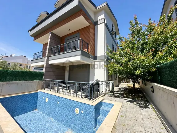 Çalış'ta Satılık Yeni 4+1 Müstakil Villa 1