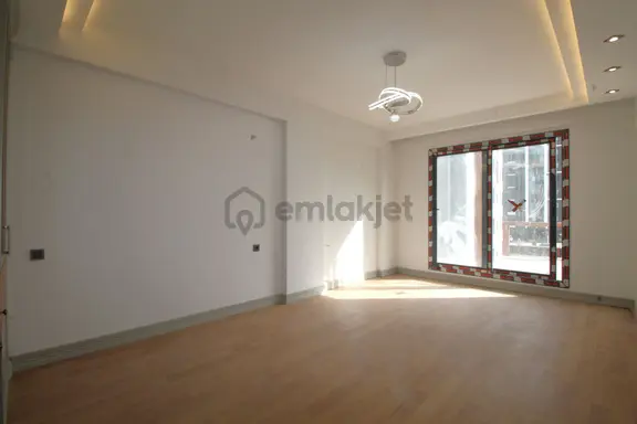 Retro’dan 75.yıl Mah’de Kaliteli İşçilik Modern Dizaynı İle Şık B.mutfak 2+1 ﻿ 1