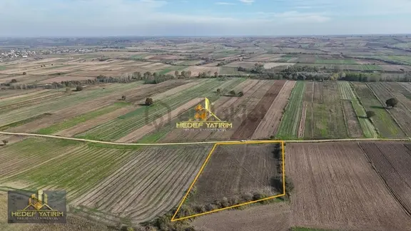 Emsalsiz Köye Yakın Yol Boyu Tek Tapu [ 8.500 M2 ] 2