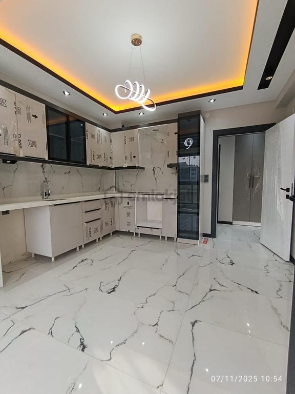 Çamlıca Mahallesinde 3+1 Satılık Daire 2
