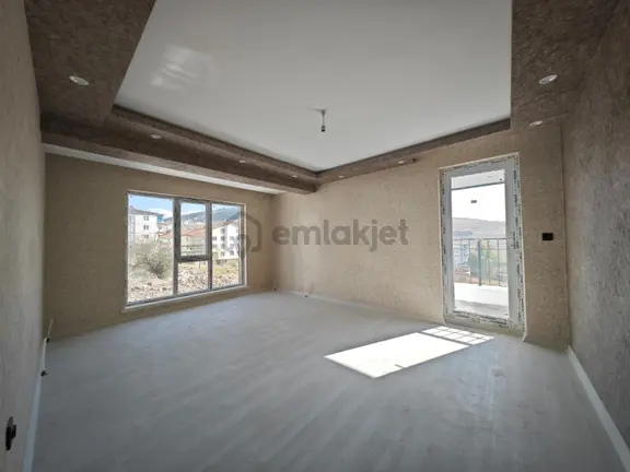 Mamak-bostancık Mahallesinde 3+1 Katta Satılık Sıfır Daire !! 1
