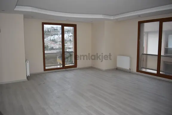 Büyükçekmece Cumhuriyet Mah Manzaralı Lüx Havuzlu Sitede 5+1 Satılık Dubleks 1