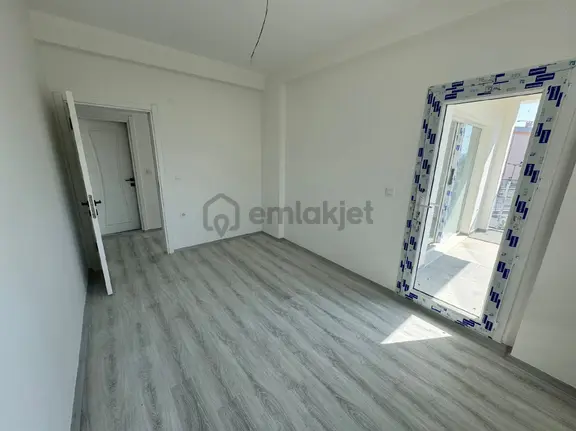 Kuşadası Şehir Merkezinde 2+1 Satılık Sıfır Daire 2