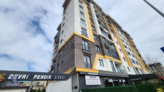 Devri Pendik Sitesinde Satılık 2+1 Daire 1