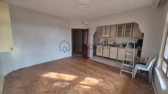 Gazi Göbeğe Yürüme Mesafesinde Düz Giriş 2+1 Satılık Kupon Daire !! 1
