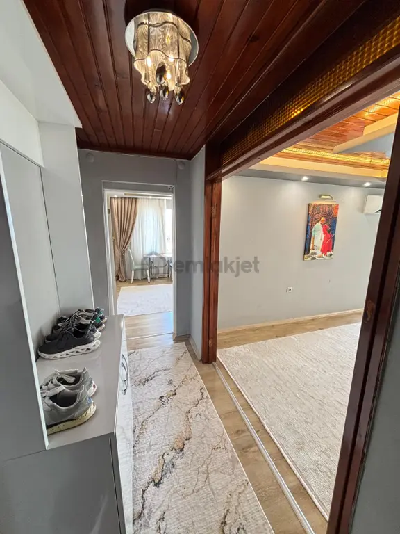 Metin Gayrimenkulden Akdeniz Çankaya Mahallesinde Deniz Manzaralı 2+1 2