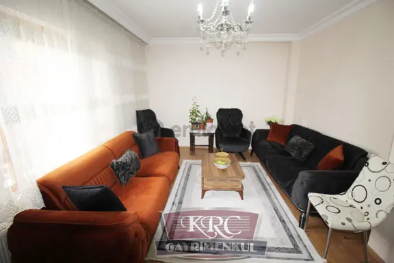 Krc'den Misket Mahallesinde Caddelere Yürüme Mesafesinde Satılık 6+1 Dubleks Teraslı Daire 1