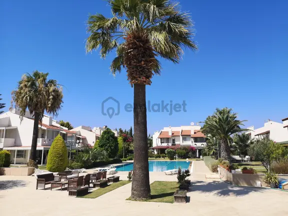 Ilıca Denize Düzayak 250m Havuzlu Sitede 4+1 Dubleks Villa 1