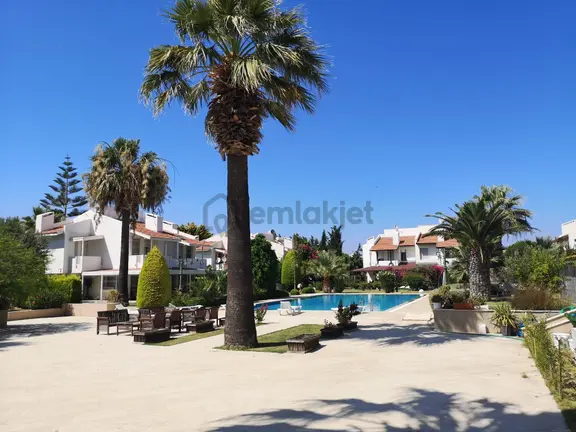 Ilıca Denize Düzayak 250m Havuzlu Sitede 4+1 Dubleks Villa 2