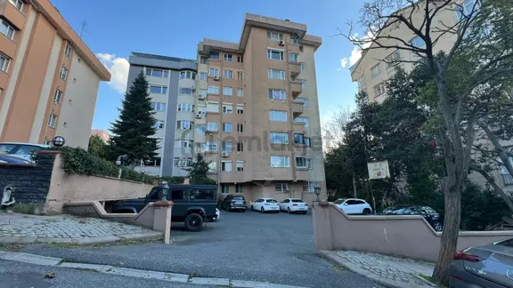 Ulus Merkezi Konumda Otoparklı 3+1 Satılık Daire 1