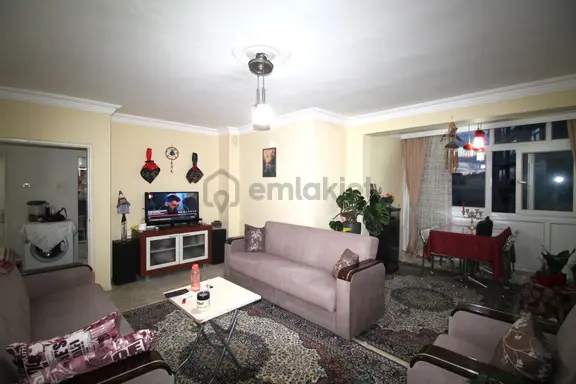 Retro’dan Yenişehir'in Merkezinde Forum Civarı Site İçerisinde 2+1 1