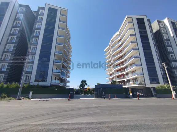 Hürriyet Mahallesi Oliva Garden Sitesi'nde 3+1 Satılık Daire 1