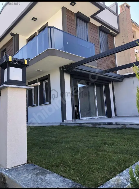 Karaova'da 2+1 Sıfır Geniş Bahçeli Satılık Villa 1