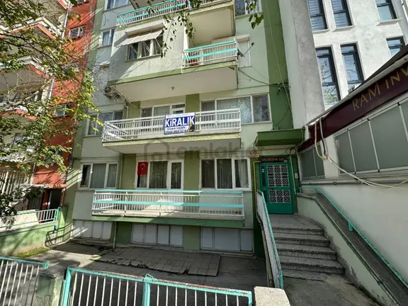 Bahçelievler Mh.sanat Okulu Caddesi Üzerinde 2+1 Kiralık Daire 2