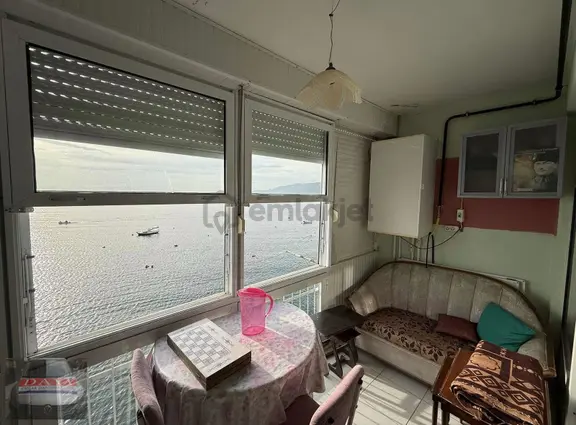 Dayı Emlaktan Deniz Manzaralı Satılık Daire 2