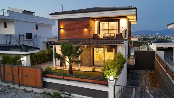 Didim'de Satılık Ultra Lüks 7+1 Malikane 2