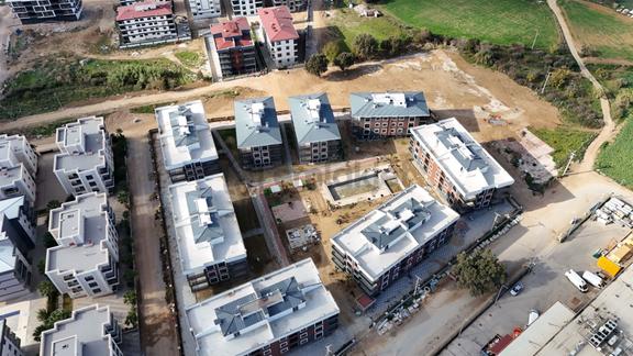 Torbalı Kipa'ya Komşu Havuzlu Güvenlikli Sitede Sıfır 2+1.. 1