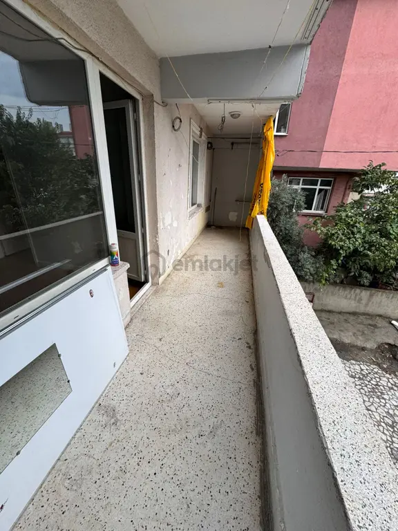 Kanaryada 2+1 95 M2 Kelepir Daire-marmaraya Yürüme Mesafesinde 2