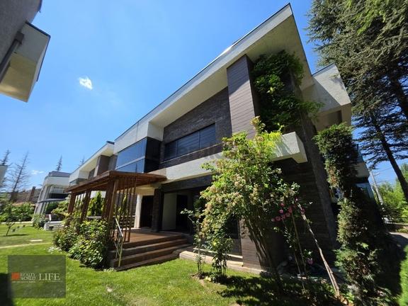 Rw Lıfe// Sazova Karabayır Mevkii Site İçi Asansörlü 6+1 Villa 1