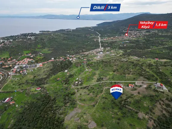 Dikili Bademli Karşıavluda Satılık Deniz Manzaralı Arsa. 1