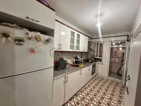 Makro Life Gayrimenkul'den Mevlana Halit Mahallesinde Bakımlı 2+1 Satılık Daire 2
