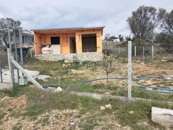 Bal Gayrimenkul - Akçaköyde Herşeyi Hazır Hisse Tapulu 340 M2 Bahçe 1
