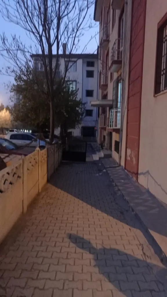 Kırklar Mh .sinde Satılık Daire 1