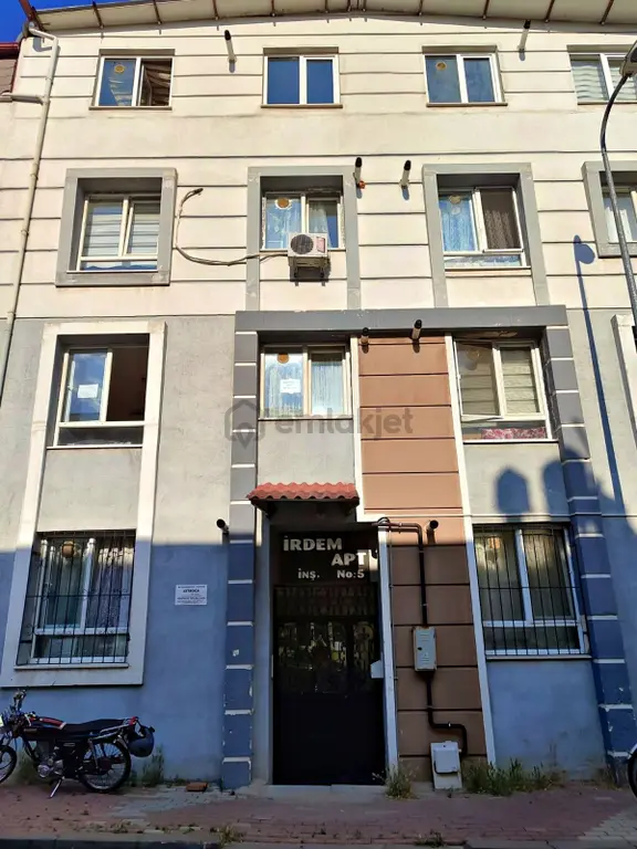 Göz Hastanesi Yakınında 2+1 Eşyalı Apart 2