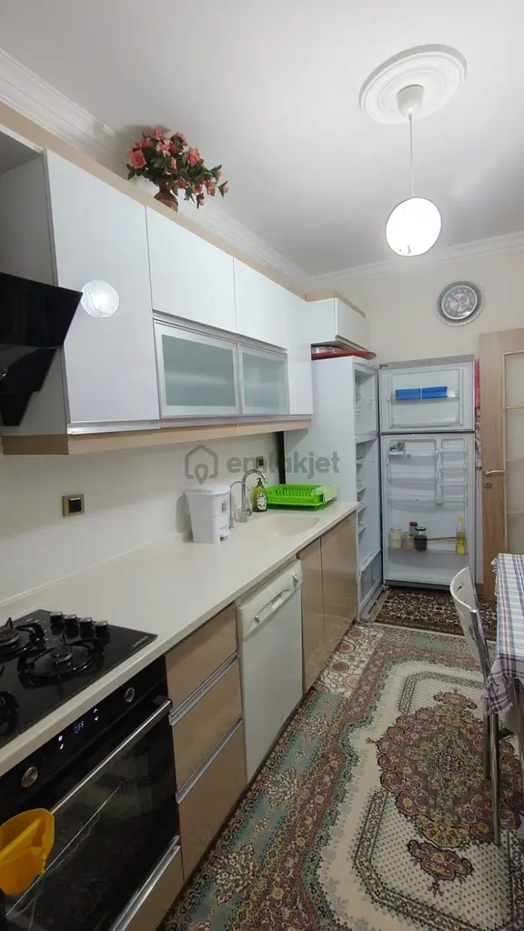 🏡akgedik Mahallesi 🏡 ✅2+1 M2 90 3 Katlınım 3 Katı ❇️kombi Petekli 1