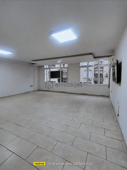 Çarşı İstiklal Cad. Kiralık 3+1 Ofis 1