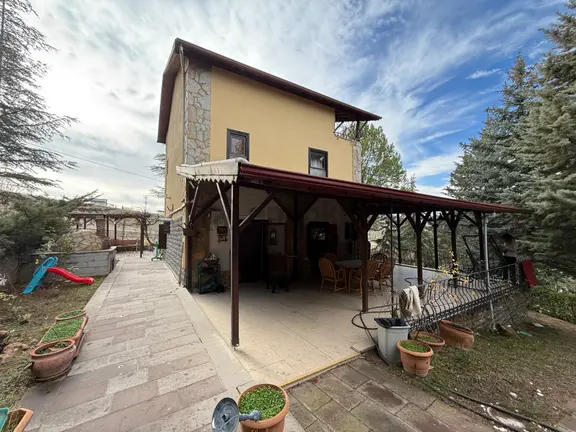 Pursaklar Yeşilyurt'ta Geniş Peyzajlı 3+1 Villa 1