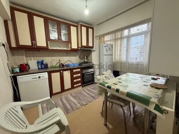 🏡 Alaybey Mahallesi 🏡 ✅2+1 120m2 6 Katlının 5 Katı Arakat ❇️ Kapalı Mutfak 1