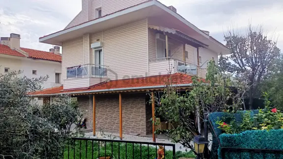 Alaçatı Gayrimenkulden Dalyan Cumhuriyet Mh.de Site İçinde Villa 1