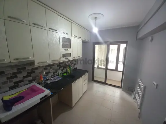 Atapark Mahallesi'nde Asansörlü Binada 3+1 Daire! 1