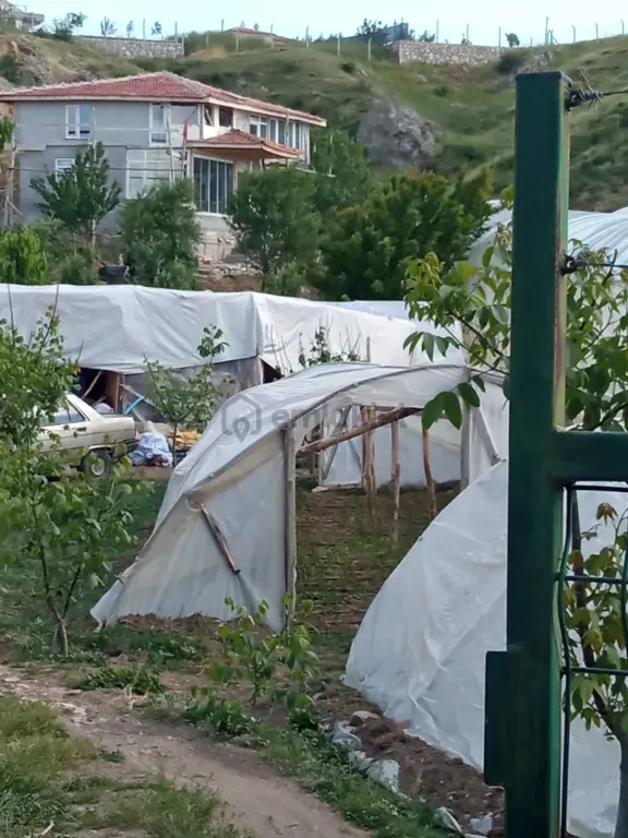 Arkadaş Emlaktan Melih Gazi Bağlar Civarında Satılık Arsa 6.500.000 Tl 2