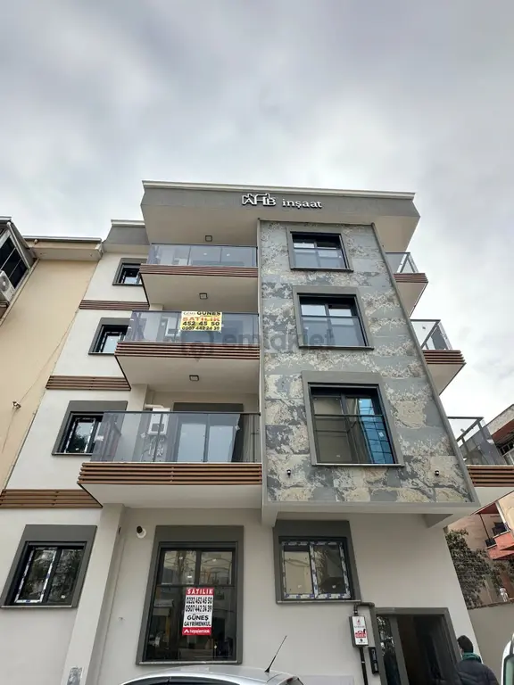 Güneş'ten Vali Rahmi Bey Karşısı 2+1 70m 2.kat Asansör O.park Balkon 1